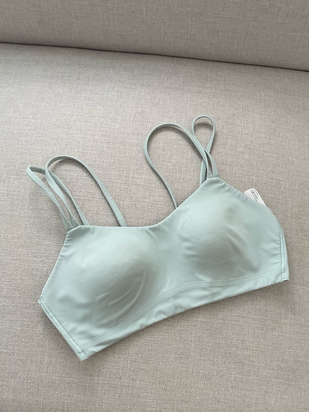 Lululemon like a cloud ice mint blue bra